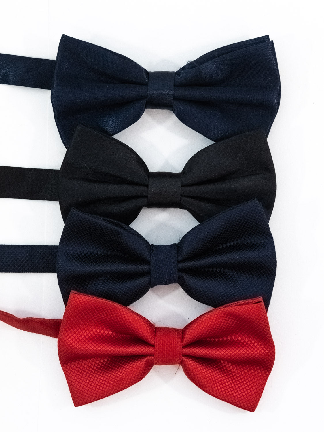 Pre tied bow tie